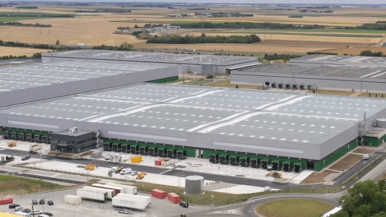 JLL accompagne Mer 
