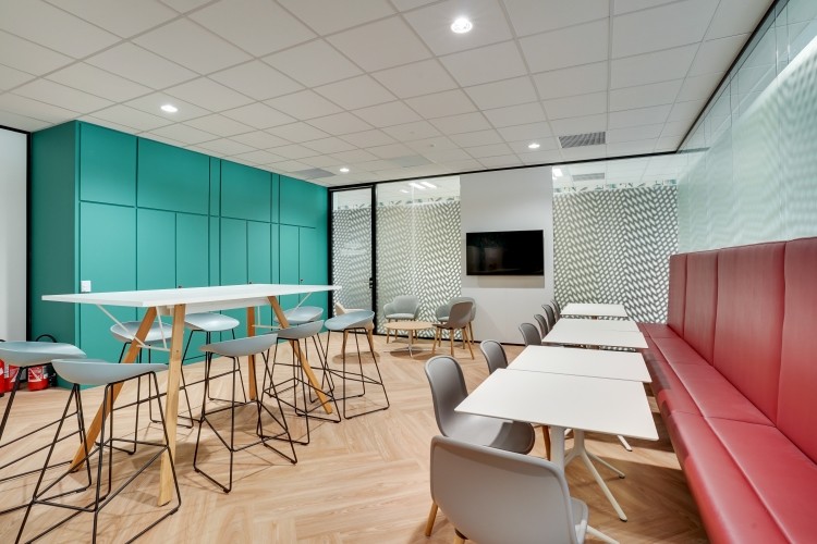 Bureaux du Groupe Orange Espace restauration cafétéria 