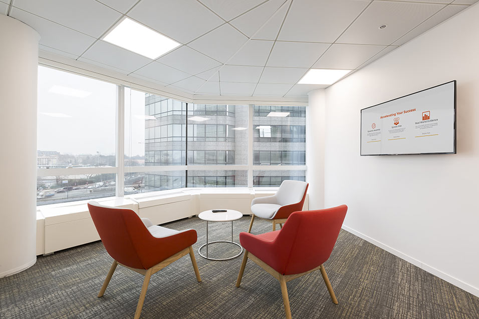 Chairs and tables in the office