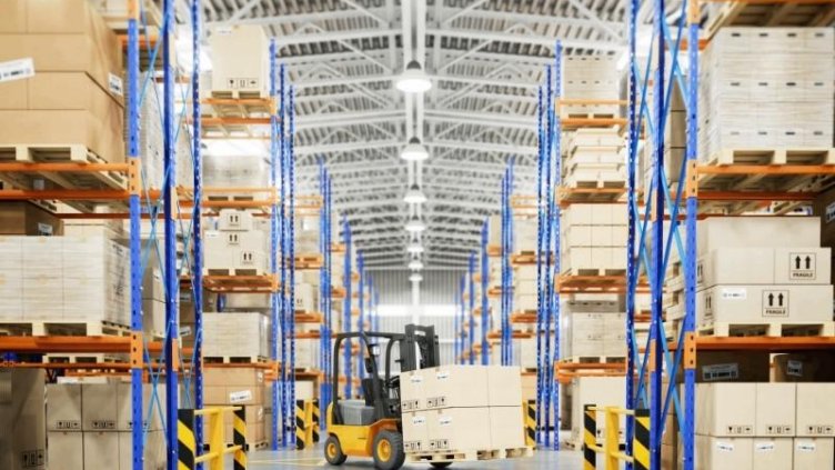 Les entrepôts logistiques poussent comme des champignons