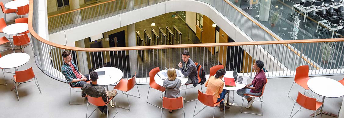 Pourquoi les espaces de coworking s'installent au sein des campus universitaires